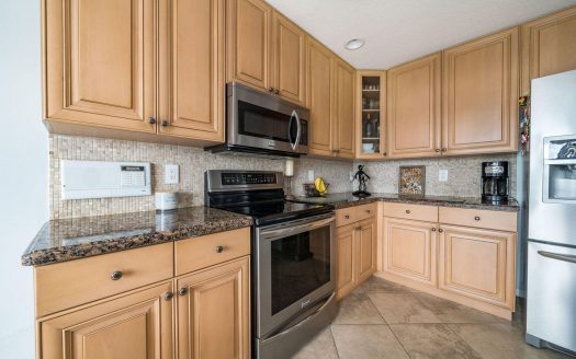 3476 Commodore Court