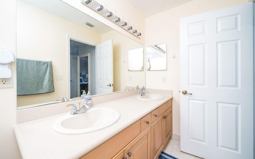 3476 Commodore Court