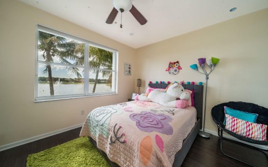 3476 Commodore Court