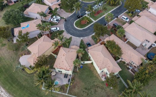 3476 Commodore Court