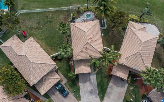 3476 Commodore Court