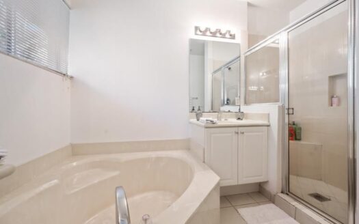 4387 Cotswold Hills Dr Drive