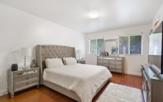 4387 Cotswold Hills Dr Drive