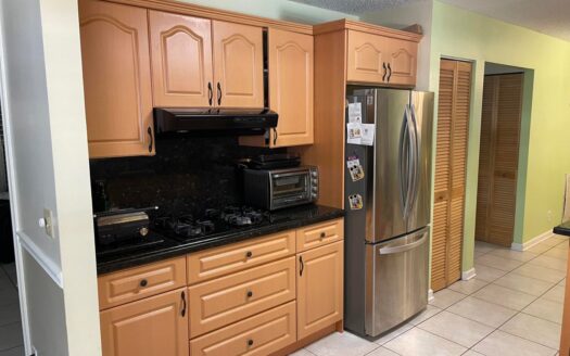 4512 Blue Pine Circle